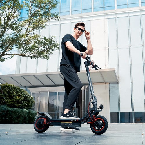 iScooter i10 Pro E-Scooter, 800-W-Motor, 48 V 15 Ah